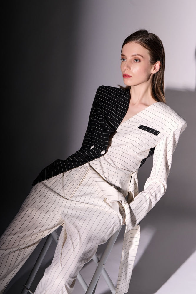 
            
                Load image into Gallery viewer, Black &amp;amp; White Pinstripes Wool Blazer with Belt detail and white Pinstripe buttoned wool tapered Trousers
            
        